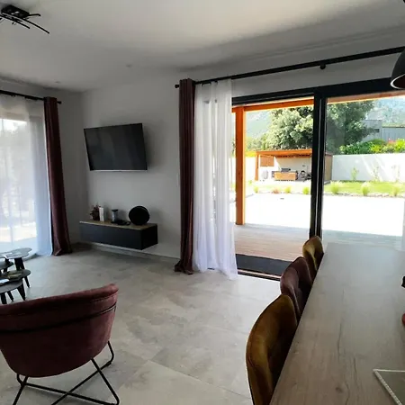 Vallee D'asco Villa